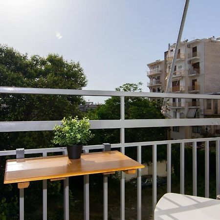 Studio 48, Cozy Apartment In Kalamata City Center エクステリア 写真