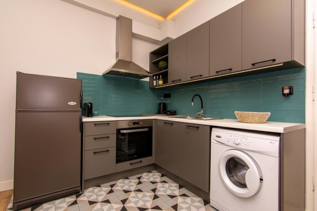 Studio 48, Cozy Apartment In Kalamata City Center エクステリア 写真