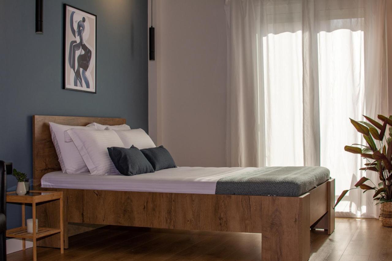 Studio 48, Cozy Apartment In Kalamata City Center エクステリア 写真